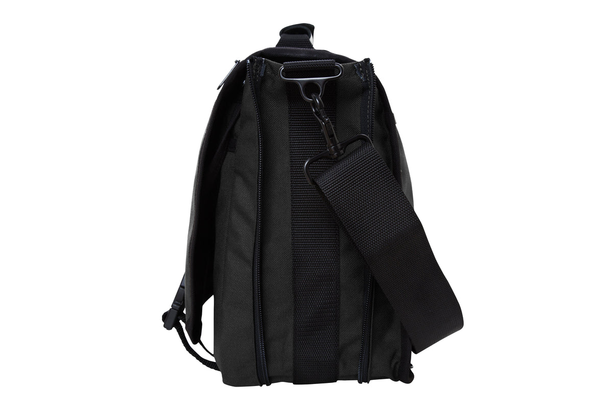 Manhattan Portage The Wallstreeter With Back Zipper
