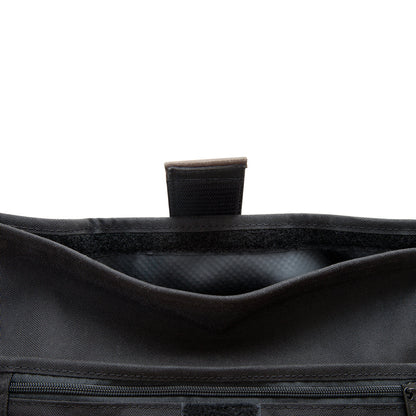 Manhattan Portage Lorimer Matt Vinyl Messenger Bag(M)