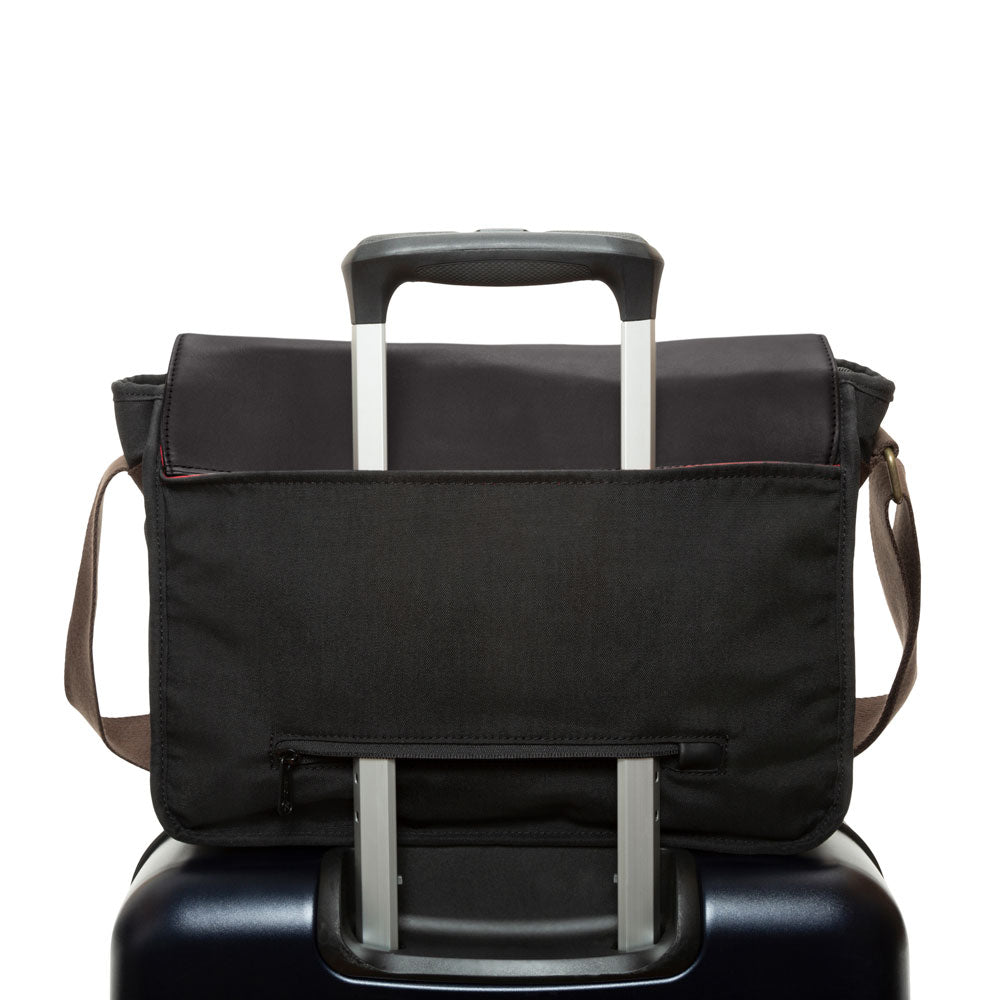 Manhattan Portage Waxed Nylon Sheridan Shoulder Bag (L) W/Back Zipper